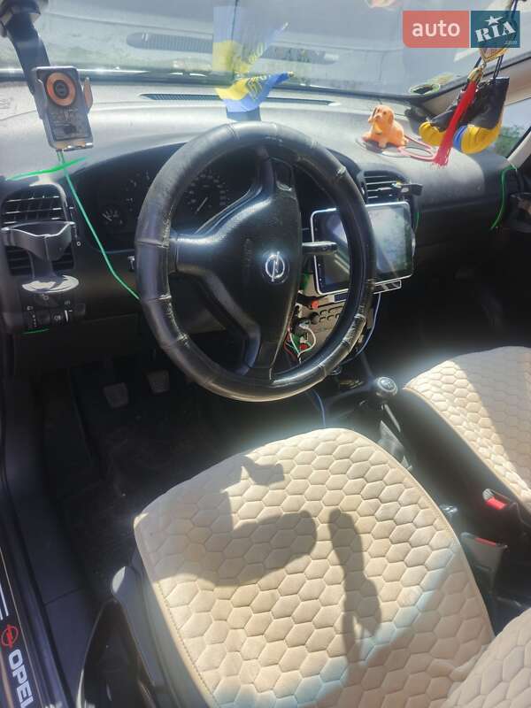 Мінівен Opel Zafira 2005 в Немирові фото 3 Мінівен Opel Zafira 2005 в Немирові