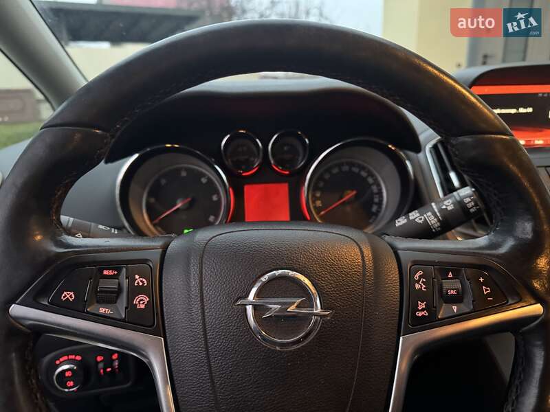 Микровэн Opel Zafira 2016 в Тернополе