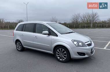 Минивэн Opel Zafira 2011 в Виннице
