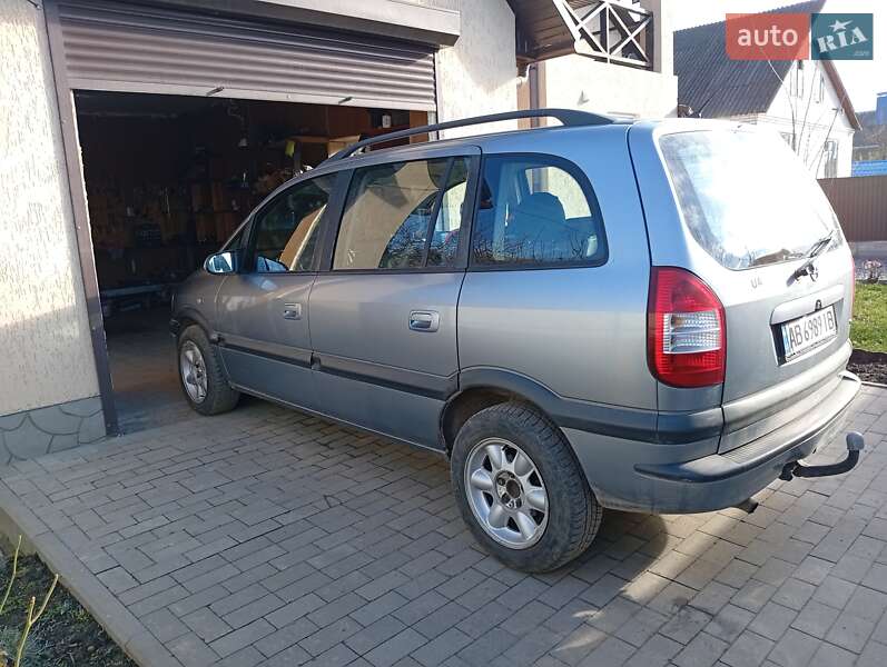 Минивэн Opel Zafira 2004 в Виннице