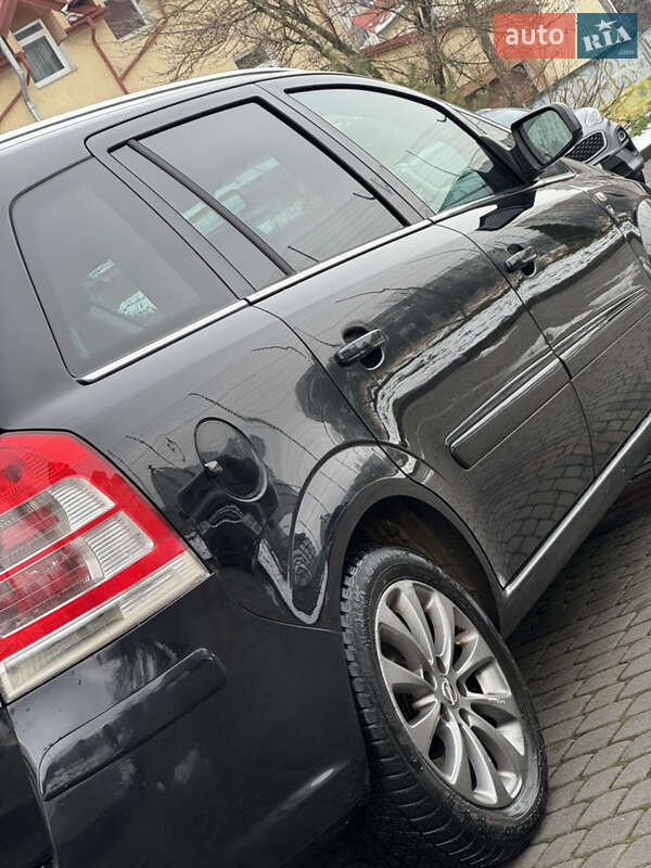 Минивэн Opel Zafira 2011 в Львове фото 23 Минивэн Opel Zafira 2011 в Львове