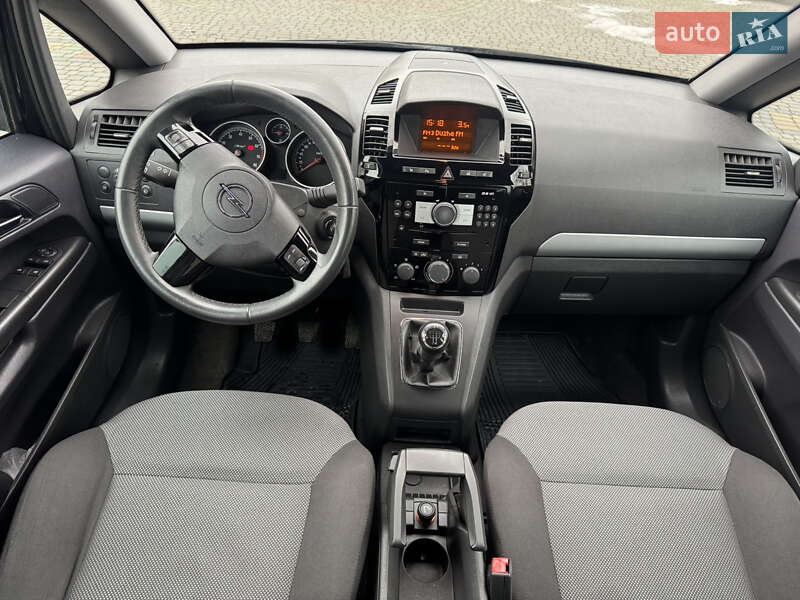 Минивэн Opel Zafira 2011 в Львове фото 27 Минивэн Opel Zafira 2011 в Львове