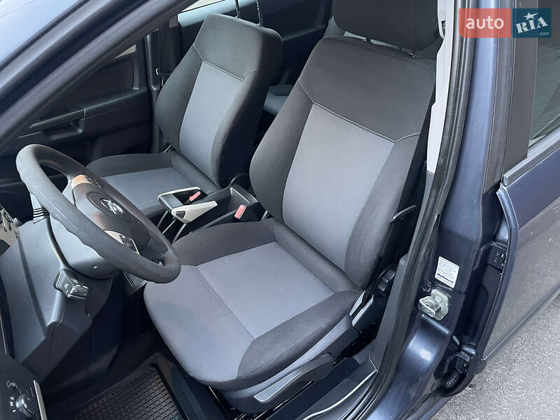 Мінівен Opel Zafira 2008 в Хмельницькому фото 4 Мінівен Opel Zafira 2008 в Хмельницькому