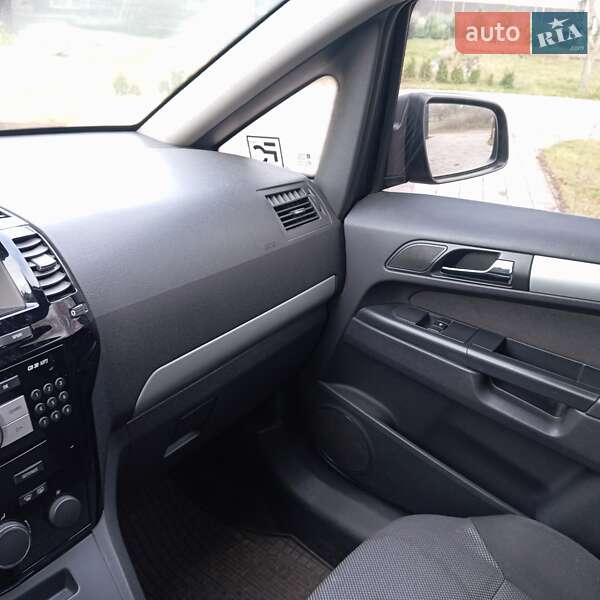 Мінівен Opel Zafira 2010 в Борисполі