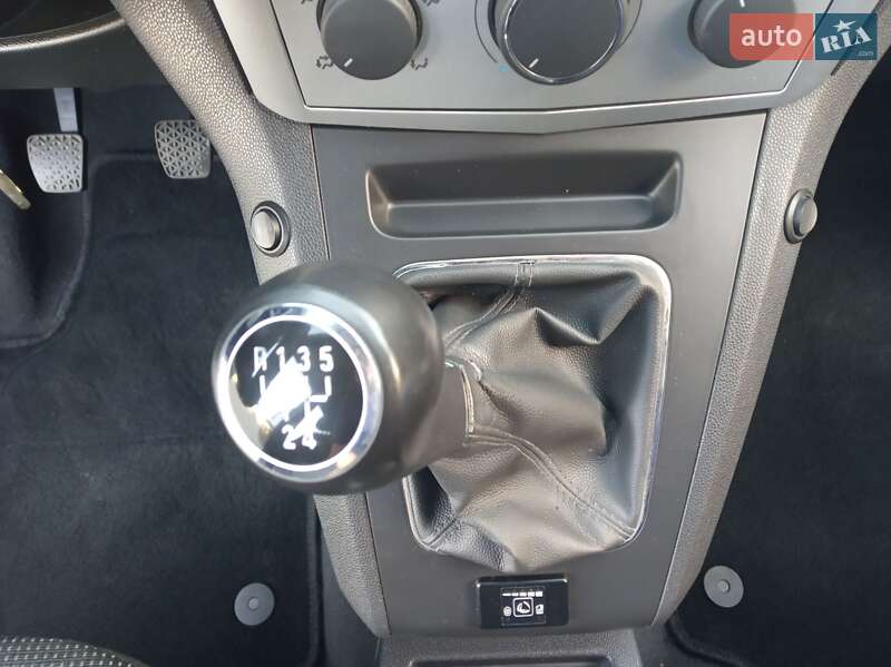 Минивэн Opel Zafira 2009 в Виннице фото 24 Минивэн Opel Zafira 2009 в Виннице