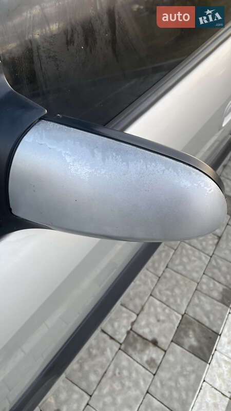 Мінівен Opel Zafira 2003 в Мостиській