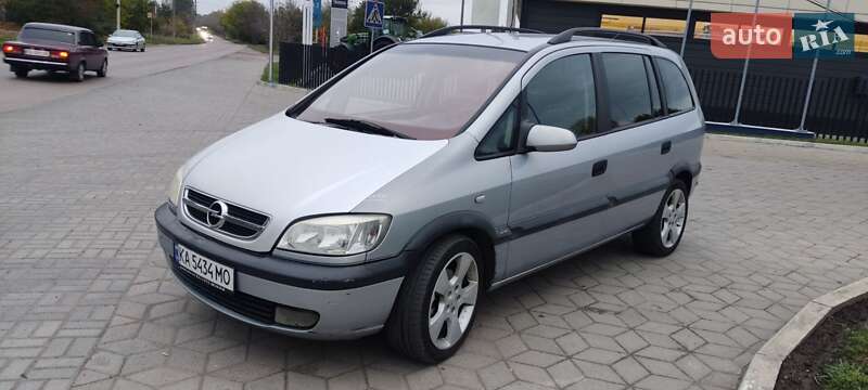 Opel Zafira 2002