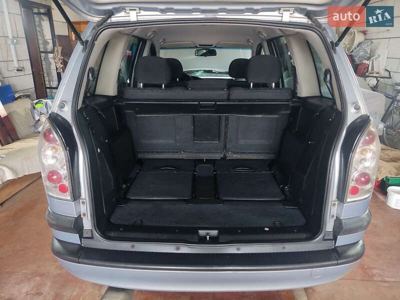 Мінівен Opel Zafira 2002 в Прилуках