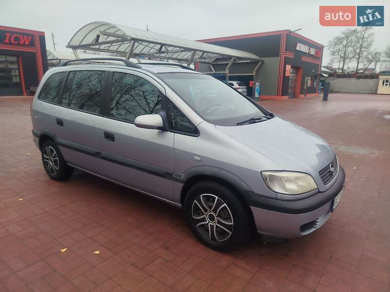 Мінівен Opel Zafira 2001 в Рівному