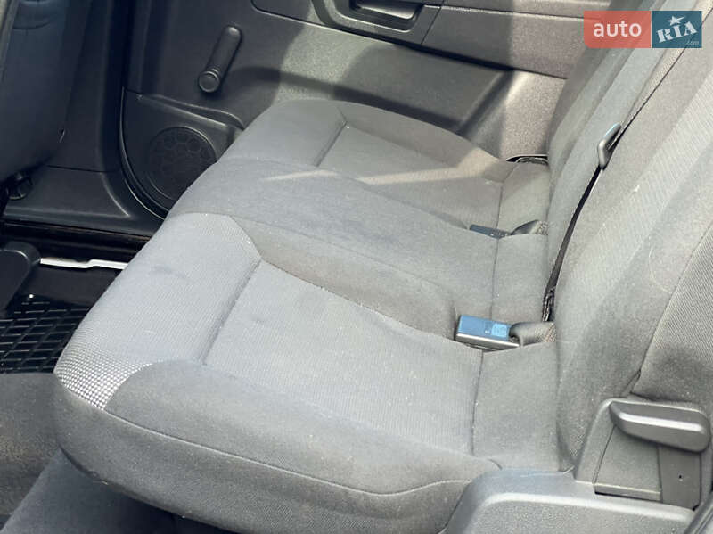 Минивэн Opel Zafira 2009 в Трускавце фото 57 Минивэн Opel Zafira 2009 в Трускавце