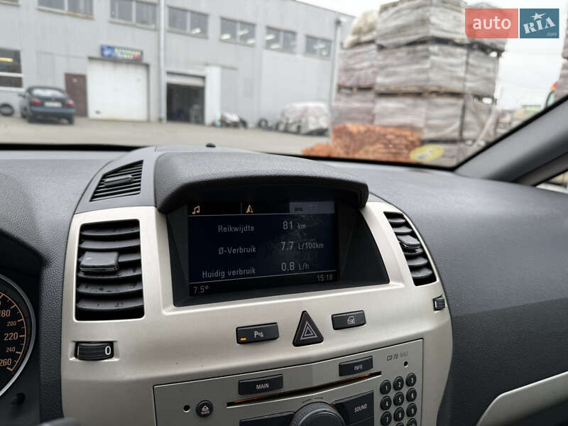 Минивэн Opel Zafira 2009 в Виннице