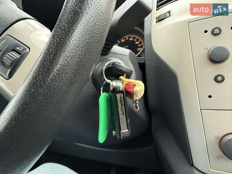 Минивэн Opel Zafira 2009 в Виннице