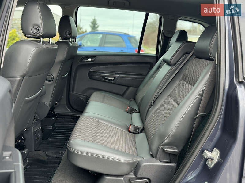 Мінівен Opel Zafira 2011 в Стрию