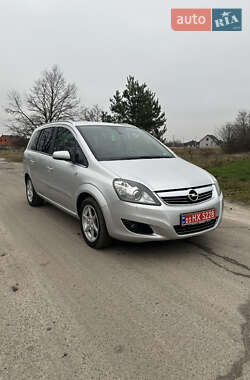 Мінівен Opel Zafira 2009 в Любешові