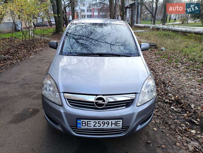 Opel Zafira 2010