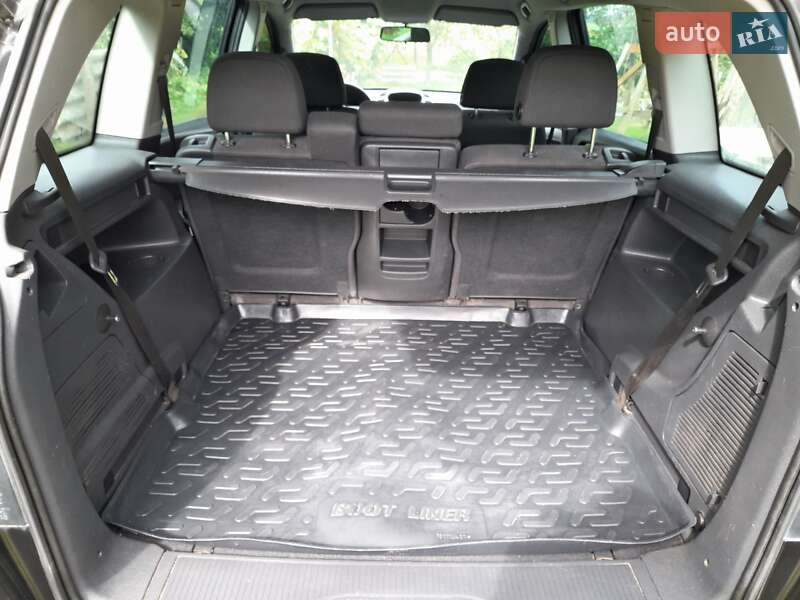 Мінівен Opel Zafira 2009 в Львові