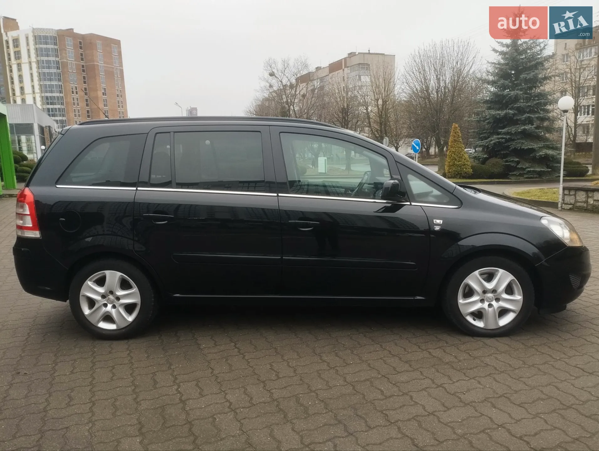 2010 Opel Zafira - мініатюра 13