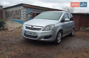 Мінівен Opel Zafira 2010 в Кам'янець-Подільському