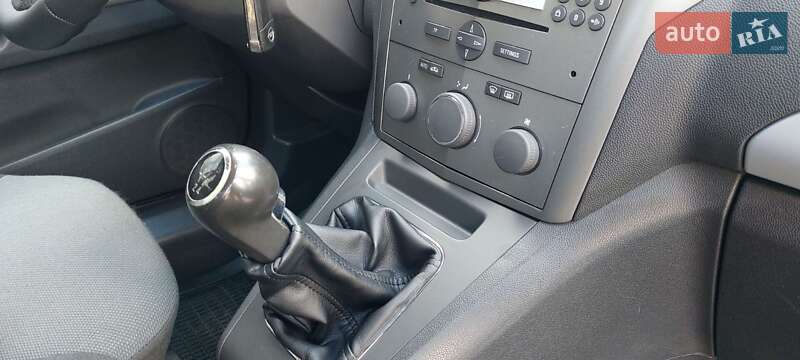 Минивэн Opel Zafira 2008 в Белой Церкви
