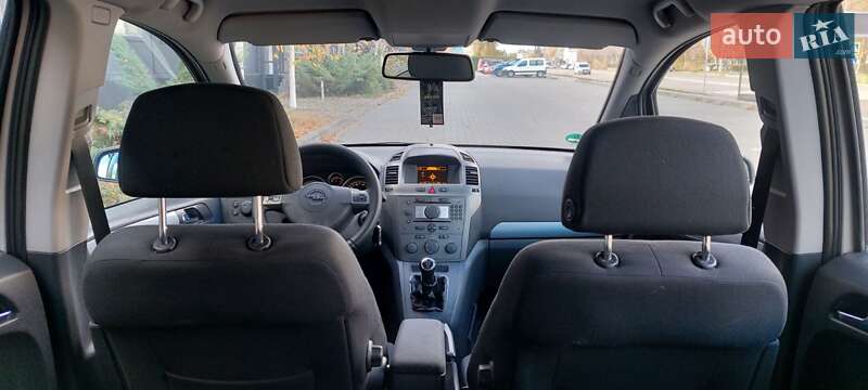 Минивэн Opel Zafira 2008 в Белой Церкви