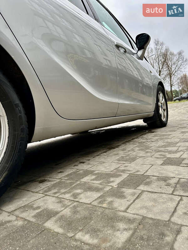 Мінівен Opel Zafira 2013 в Львові