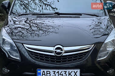 Мікровен Opel Zafira 2014 в Ладижині