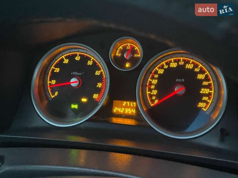 Минивэн Opel Zafira 2008 в Измаиле