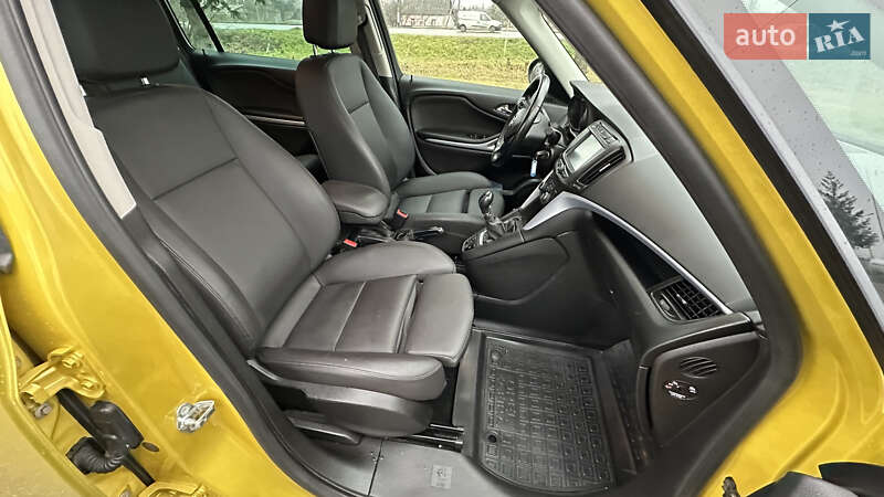 Мінівен Opel Zafira 2018 в Житомирі