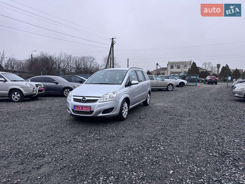 Мінівен Opel Zafira 2010 в Звенигородці