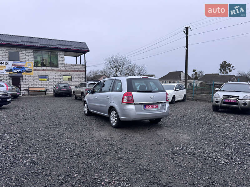 Мінівен Opel Zafira 2010 в Звенигородці
