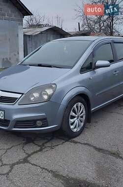 Мінівен Opel Zafira 2006 в Черкасах