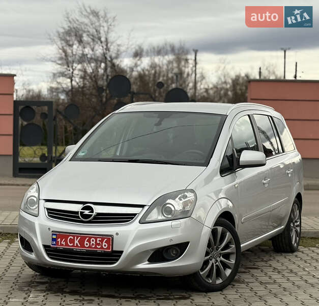 Opel Zafira 2012 Opel Zafira 2012