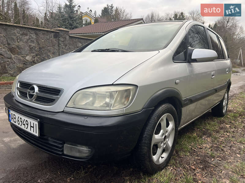 Opel Zafira 2004 Opel Zafira 2004