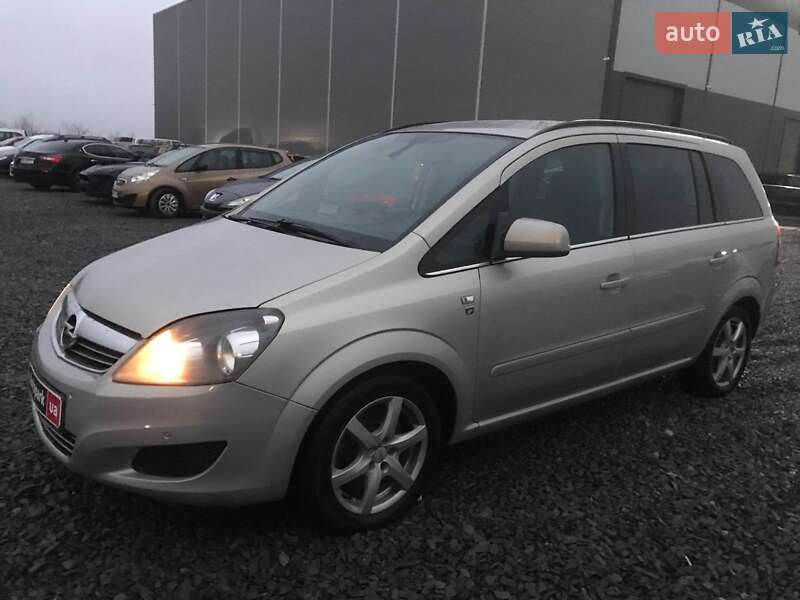 Opel Zafira 2010