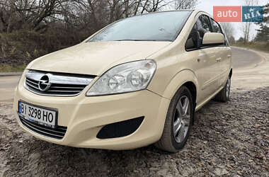 Минивэн Opel Zafira 2013 в Полтаве