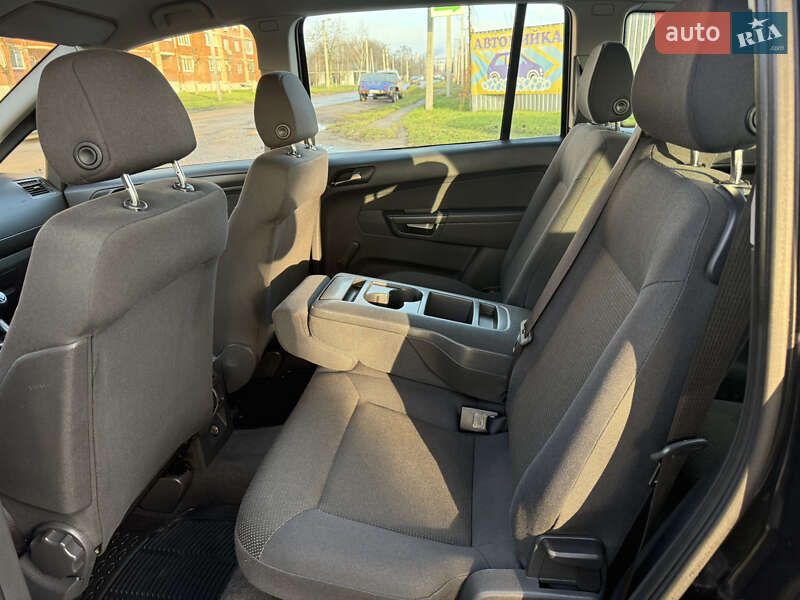 Минивэн Opel Zafira 2010 в Борисполе