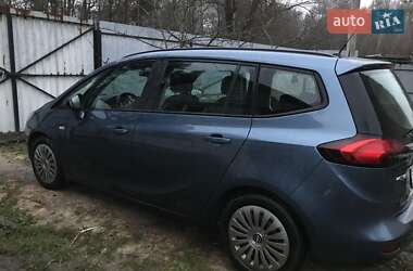 Мікровен Opel Zafira 2012 в Сумах