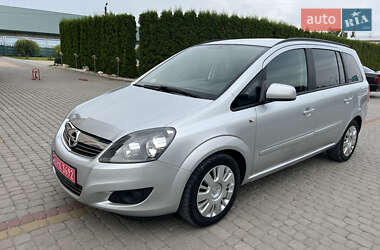 Мінівен Opel Zafira 2012 в Дунаївцях