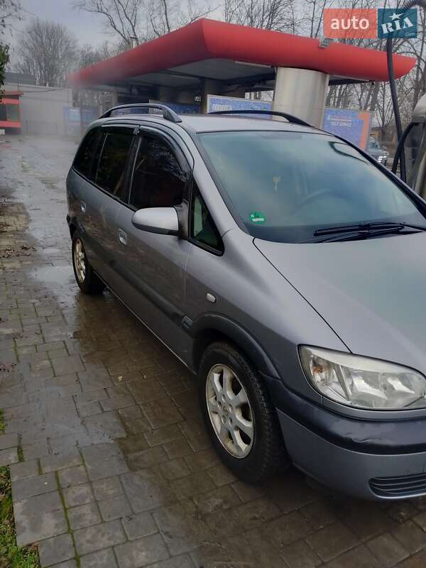 Opel Zafira 2003