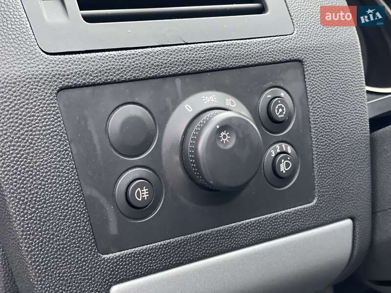 Минивэн Opel Zafira 2010 в Бердичеве фото 42 Минивэн Opel Zafira 2010 в Бердичеве