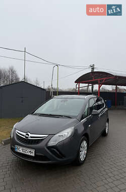 Микровэн Opel Zafira 2016 в Львове