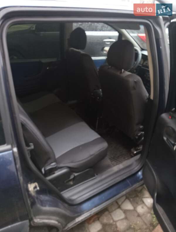 Минивэн Opel Zafira 1999 в Ивано-Франковске