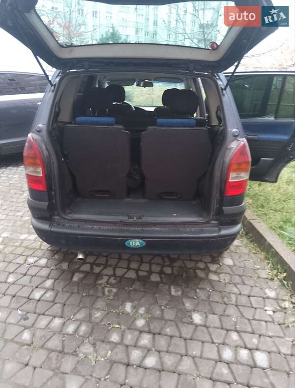 Минивэн Opel Zafira 1999 в Ивано-Франковске