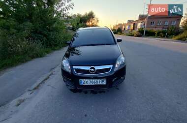 Минивэн Opel Zafira 2007 в Мирополе
