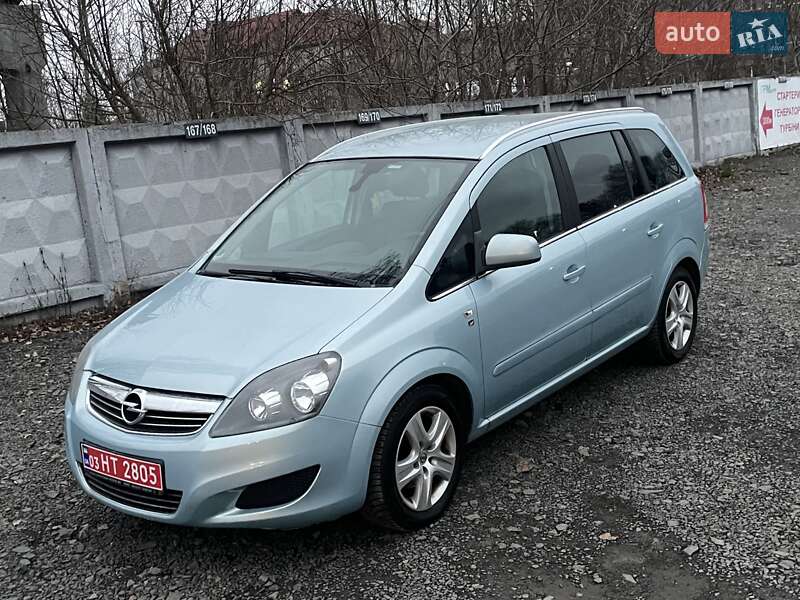 Opel Zafira 2010