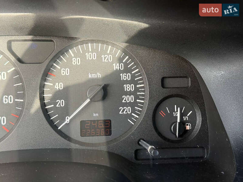 Мінівен Opel Zafira 2004 в Стрию