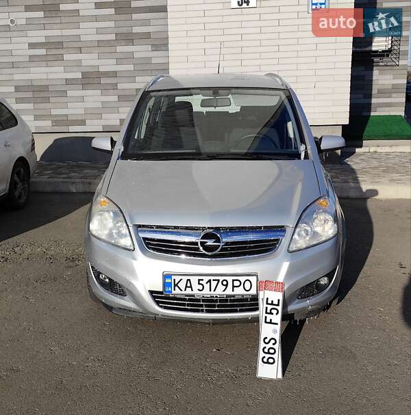 Opel Zafira 2008