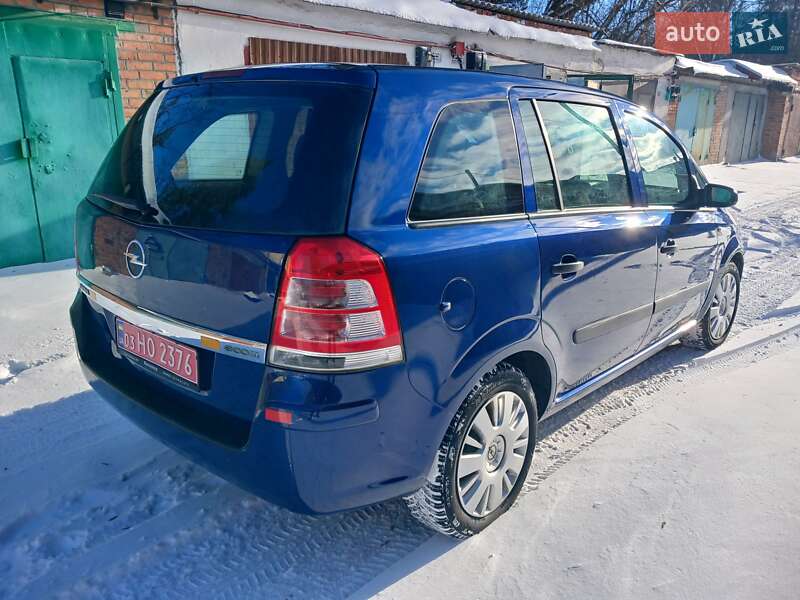Минивэн Opel Zafira 2009 в Броварах