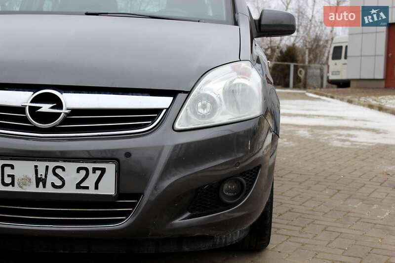 Мінівен Opel Zafira 2010 в Львові