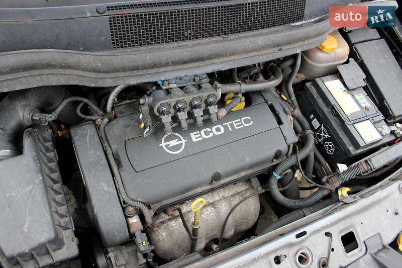 Мінівен Opel Zafira 2010 в Львові